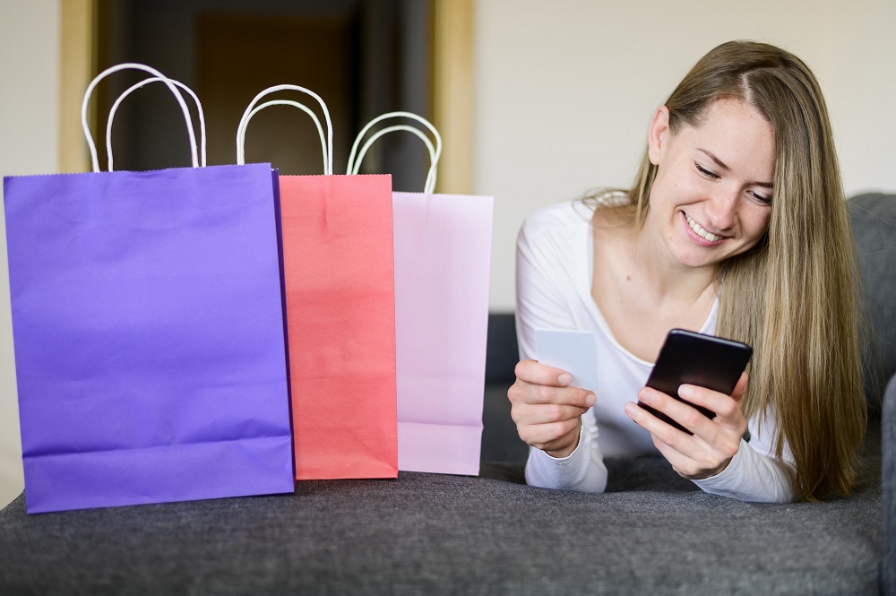 Custom vs Shopify Apps: How to Choose the Right Setup